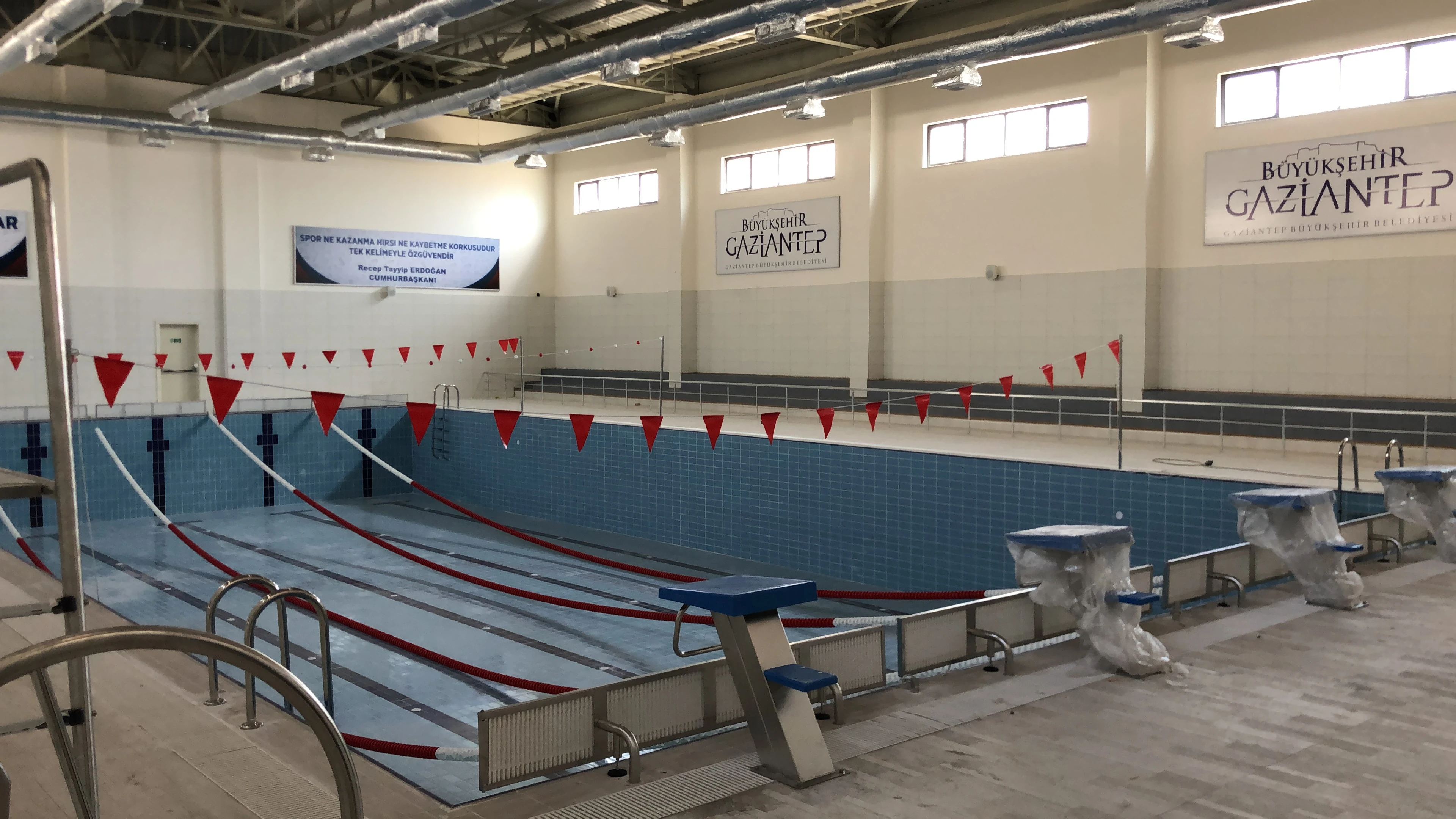 Gaziantep Ertuğrulgazi - Yeditepe Mahallelerinde Yarı Olimpik Yüzme Havuzu Yapım İşi